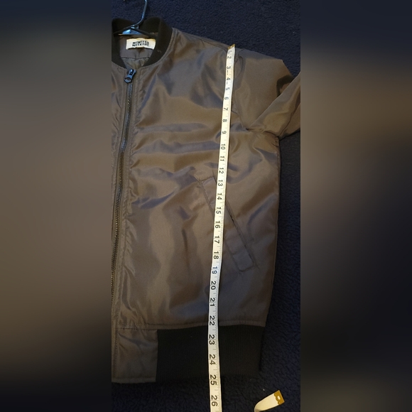 Weekday brand Bomber Jacket UK - Picture 4 of 13